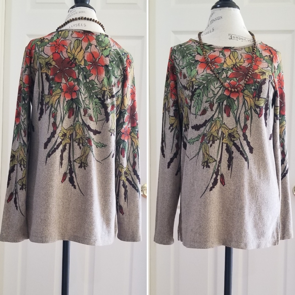 Simonton Says - Floral Print Sweater, Long Sleeves